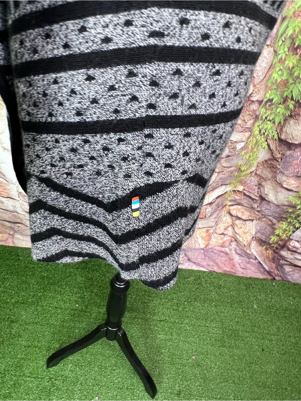 SMARTWOOL Black and Gray Merino Blend Cabincore Waterfall Open Cardigan, M - Picture 9 of 14